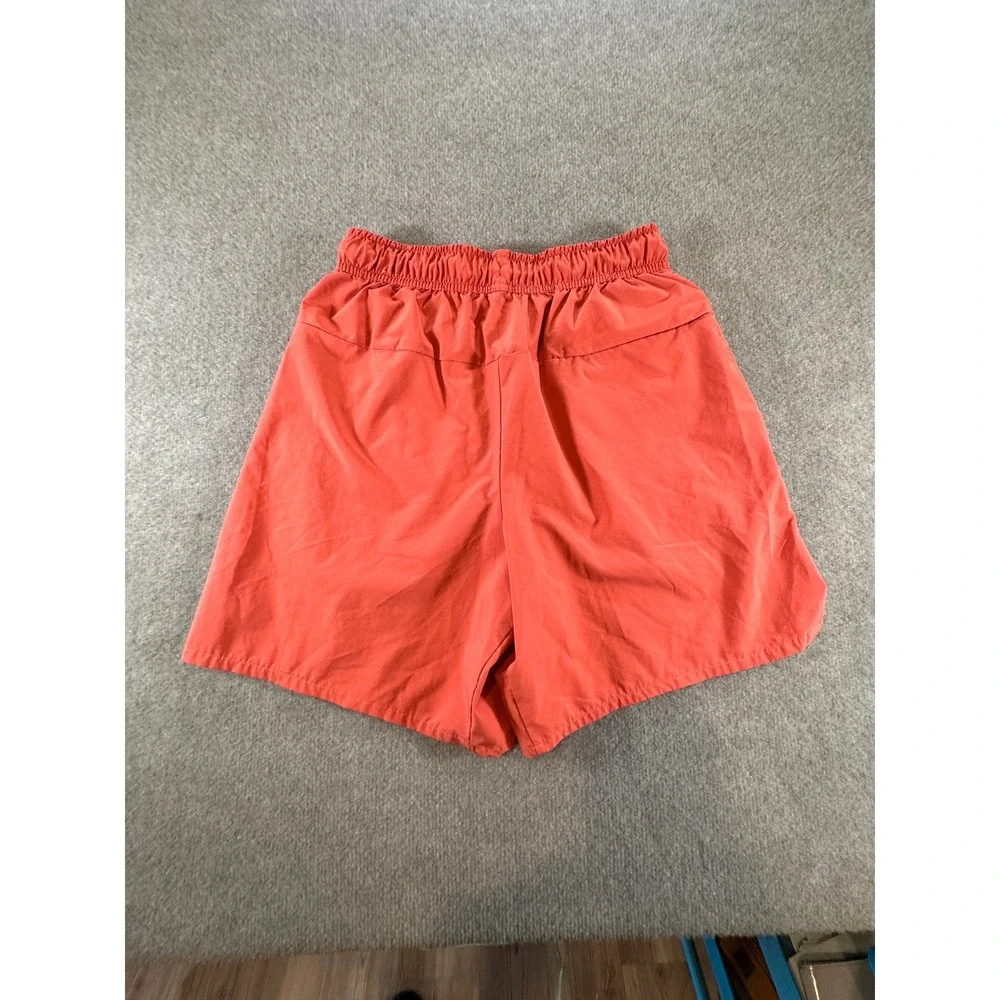 Nike Dri-FIT Mens Coral Orange Athletic Running Shorts Size Small 5 Inch Inseam